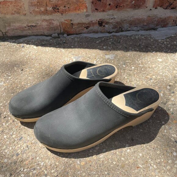 No 6 Clogs, Black suede, size 40 - Picture 1 of 9